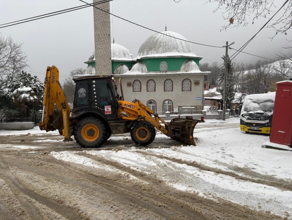 Bursa’da Kar Mesaisi