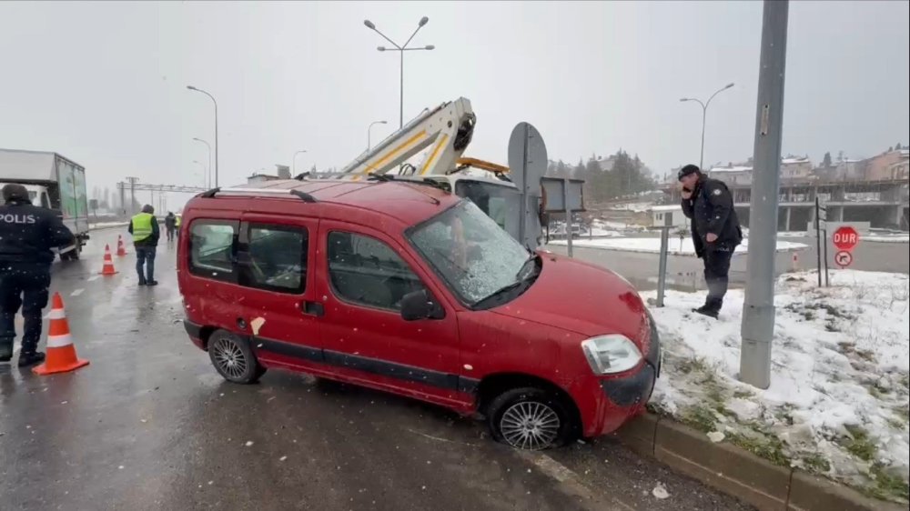 Domaniç’te Trafik Kazası!