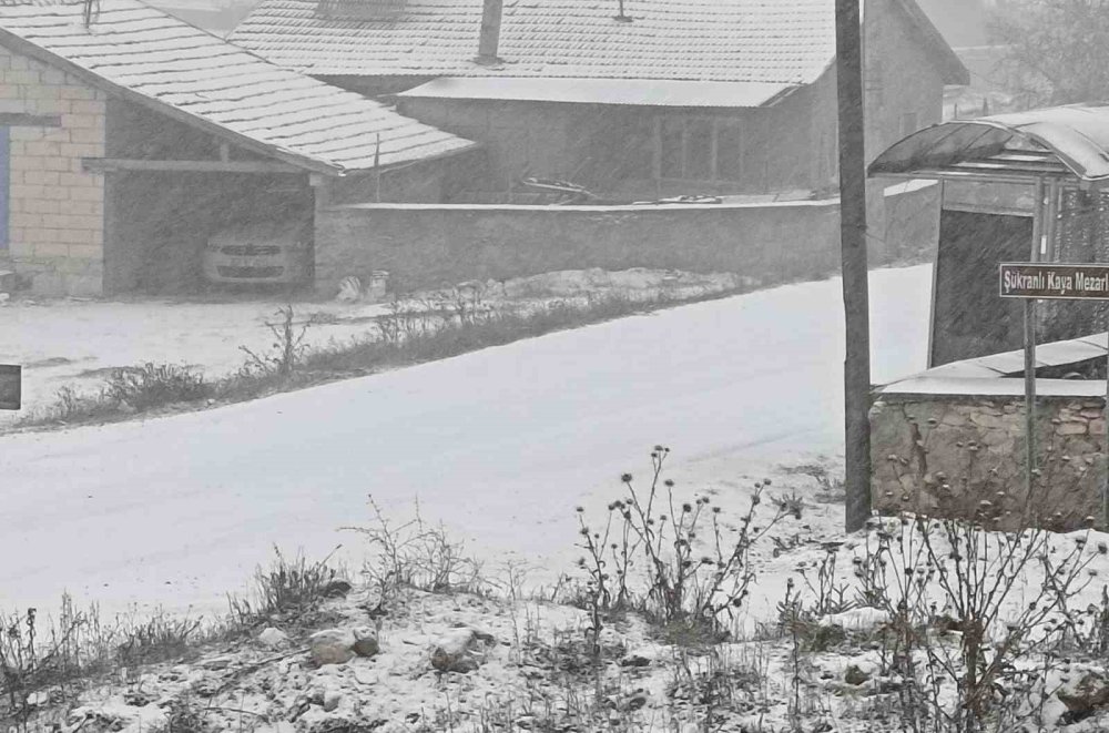 Eskişehir Beyaza Büründü