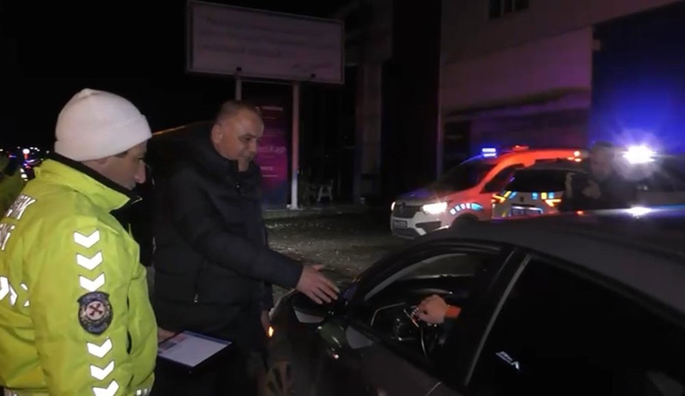 Yılbaşı Öncesi Denetim: 2 Bin 990 Şahıs Sorgulandı, 8 Kişi Gözaltına Alındı