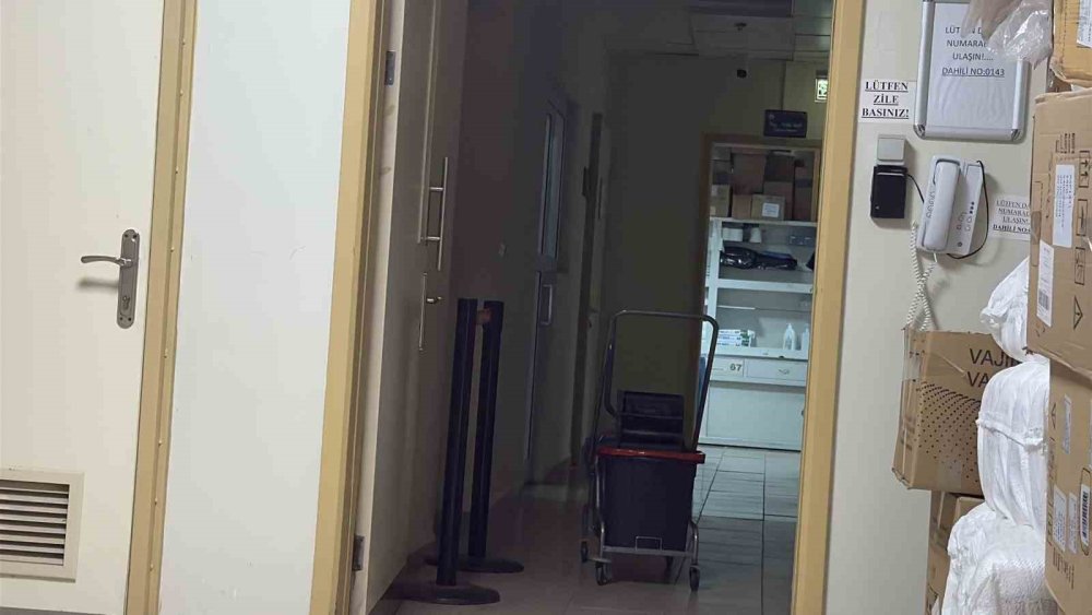 5 Ay Önce Eski Eşini Silahla Yaralamıştı: Dehşetin Güvenlik Kamerası Ortaya Çıktı