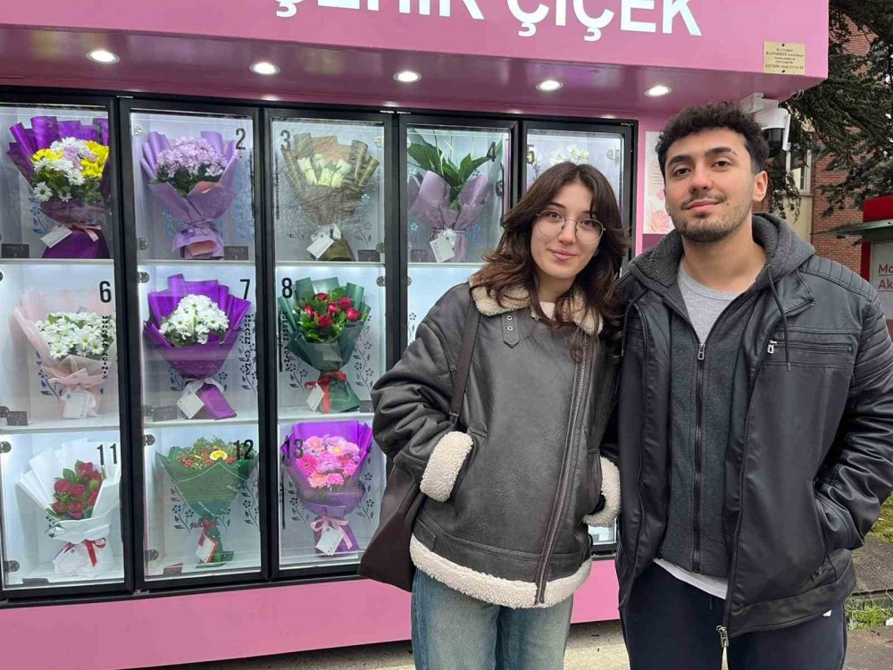 Çiçek Sürprizi Yapmak İsteyen Bu Otomata Geliyor