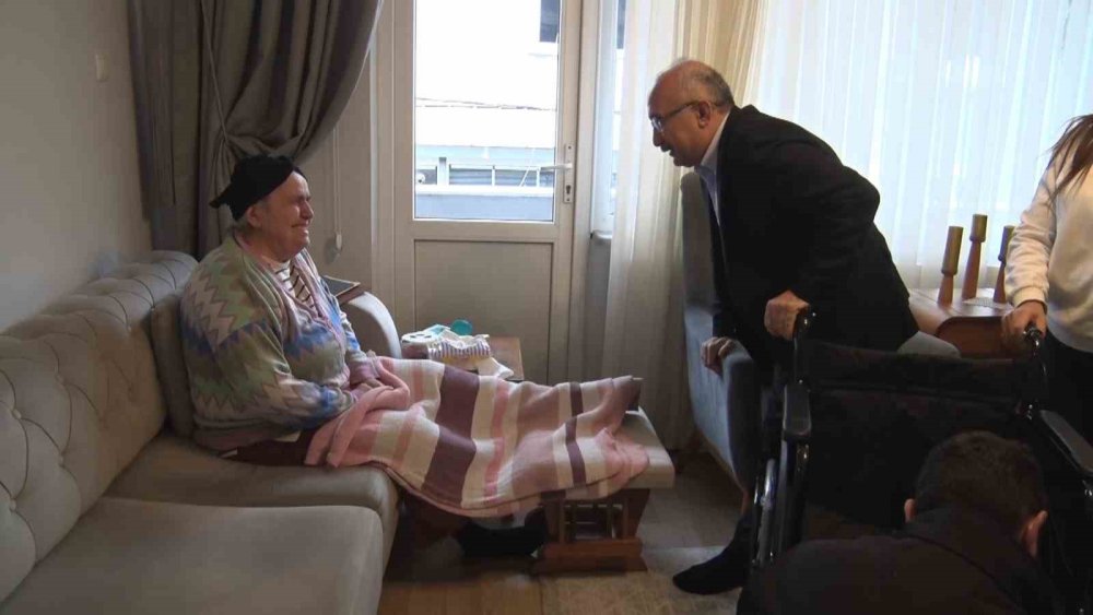 Karlı Havada Yürekleri Isıtan Yardım