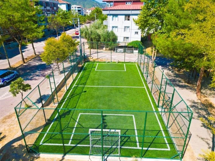 Osmaneli'ne Yeni Halı Saha Kazandırıldı