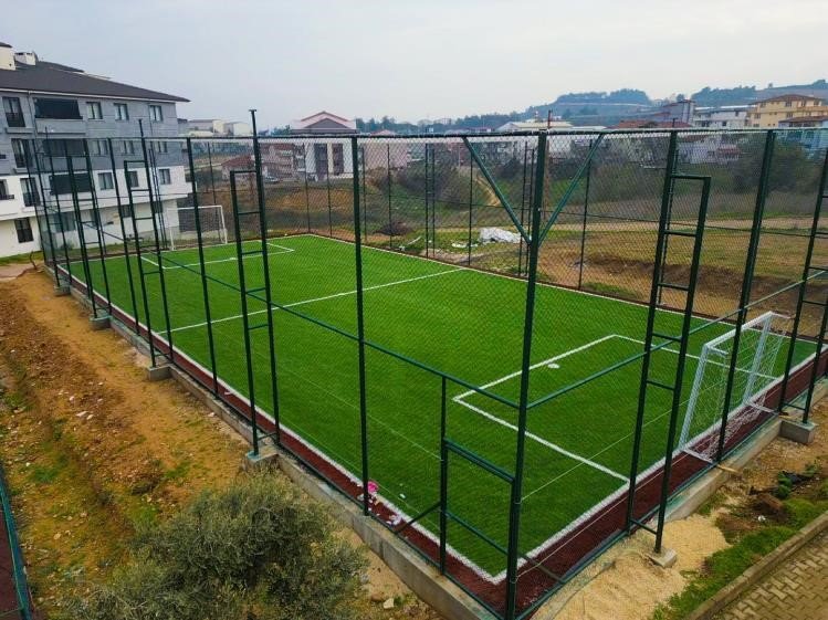 Osmaneli'ne Yeni Halı Saha Kazandırıldı