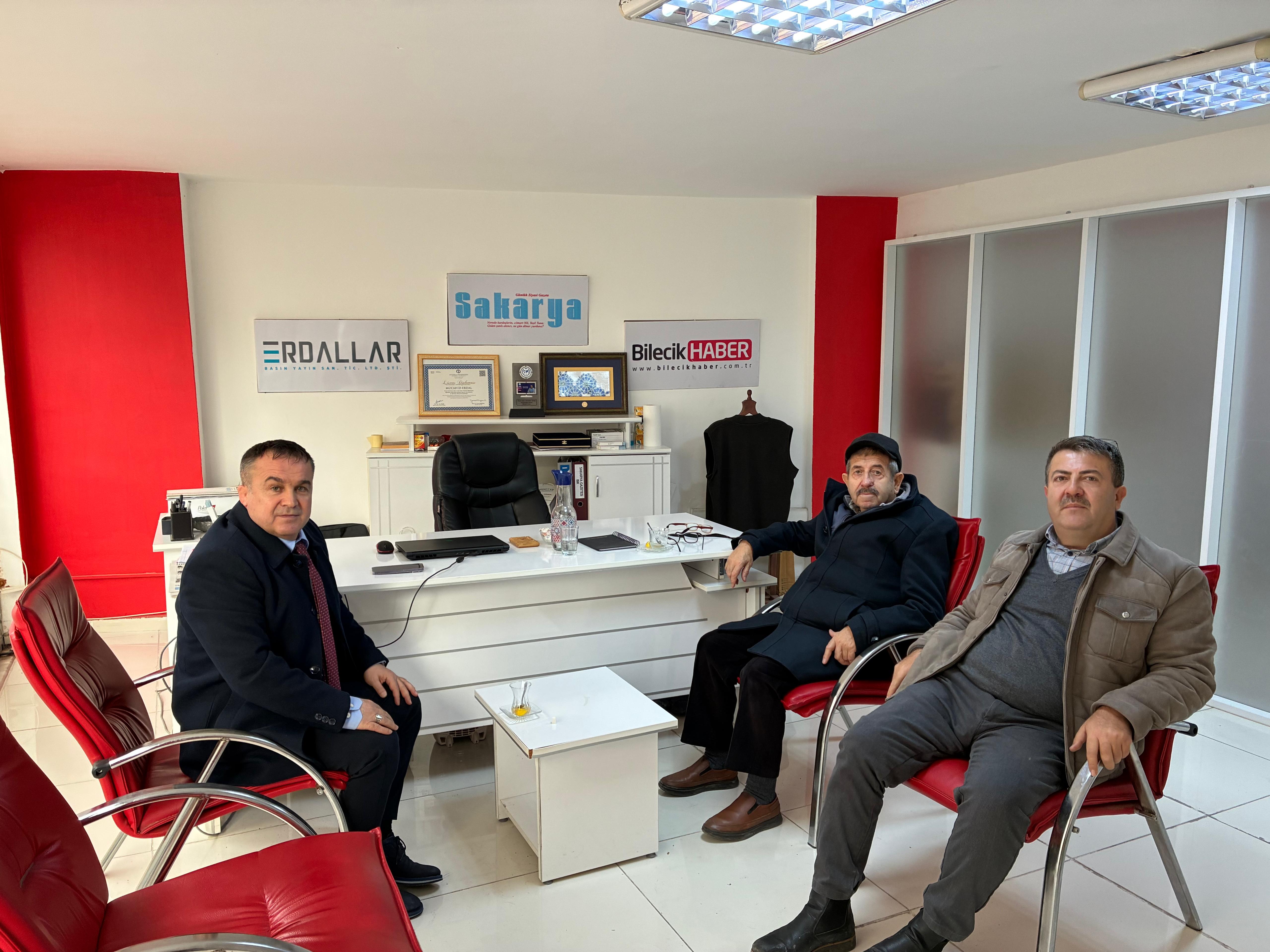 mudur-demirden-gazetemize-ziyaret-2.jpeg