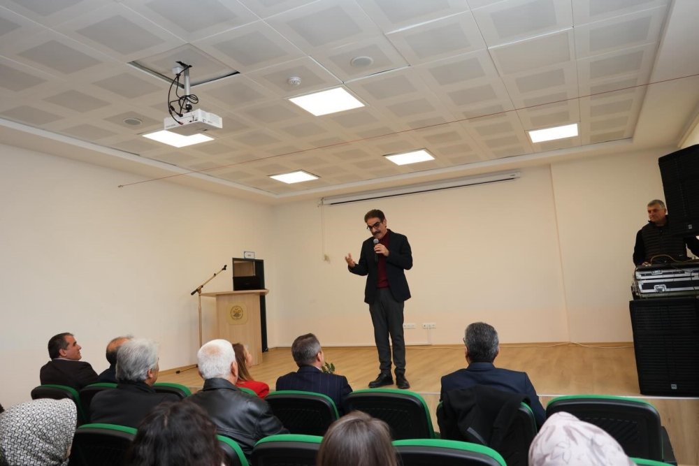 Öğretmenlere Yönelik ‘Lider Öğretmen’ Semineri Düzenlendi