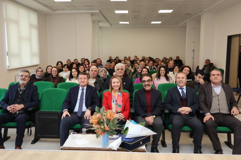 Öğretmenlere Yönelik ‘Lider Öğretmen’ Semineri Düzenlendi