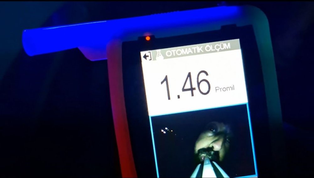 Dur İkazı Fayda Etmedi, Lastik Pes Etti