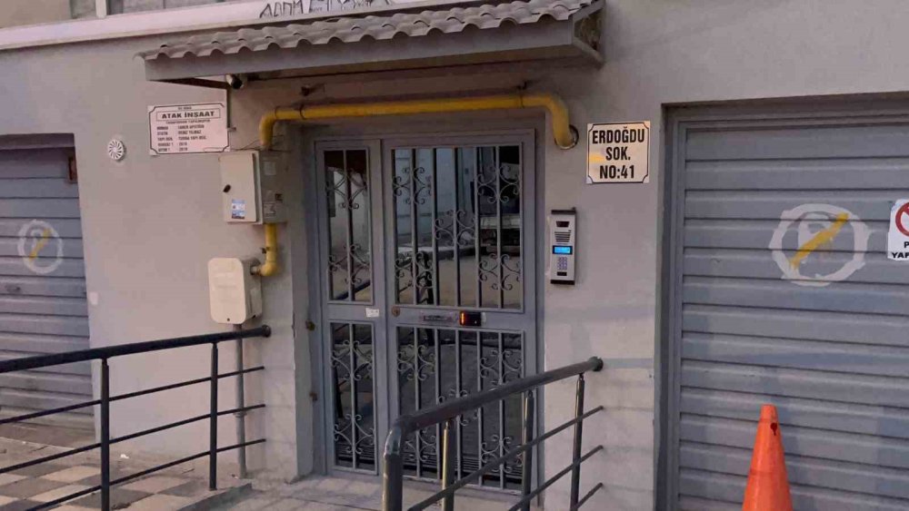 Kıraathaneden Eve Sızdığı İddia Edilen Dumandan Zehirlenen Anne Ve Çocukları Hastanelik Oldu