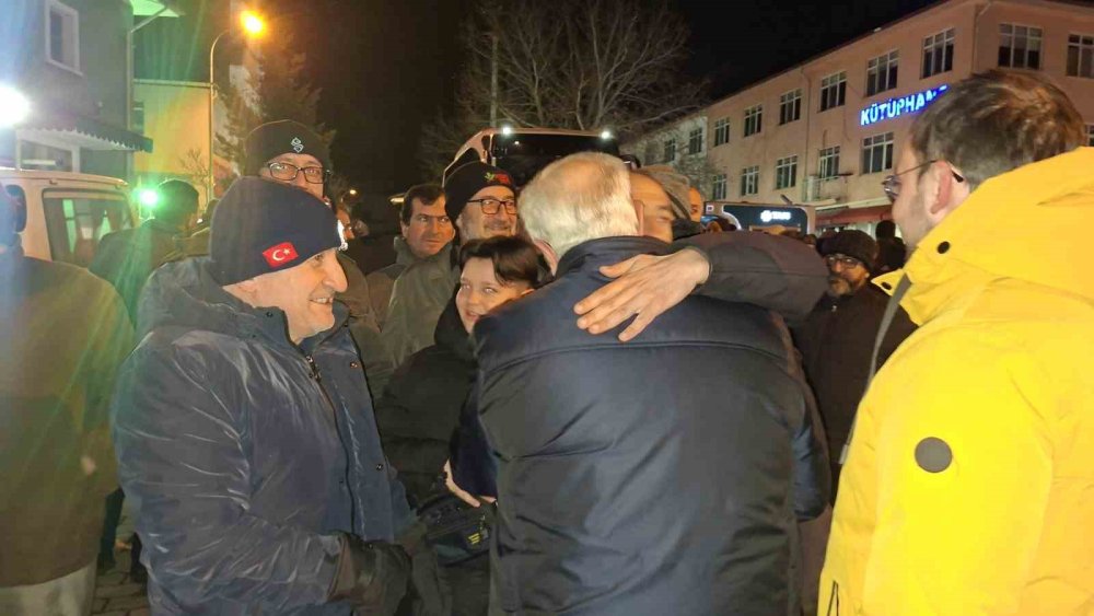 Yeni Yılın İlk Umre Kafilesi Dualarla Uğurlandı