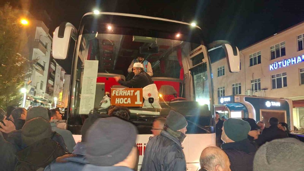 Yeni Yılın İlk Umre Kafilesi Dualarla Uğurlandı