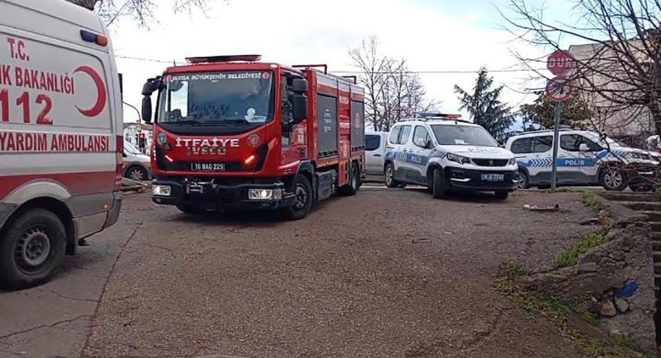 Dere Kenarında Erkek Cesedi Bulundu