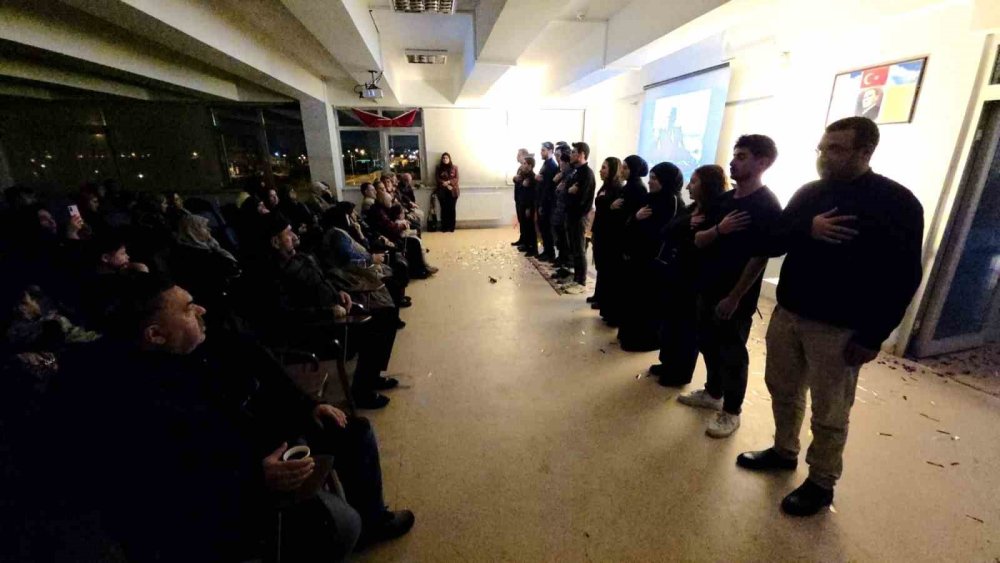 "Türk Gencinin Kalp Atışı" Şiir Gecesi Düzenlendi