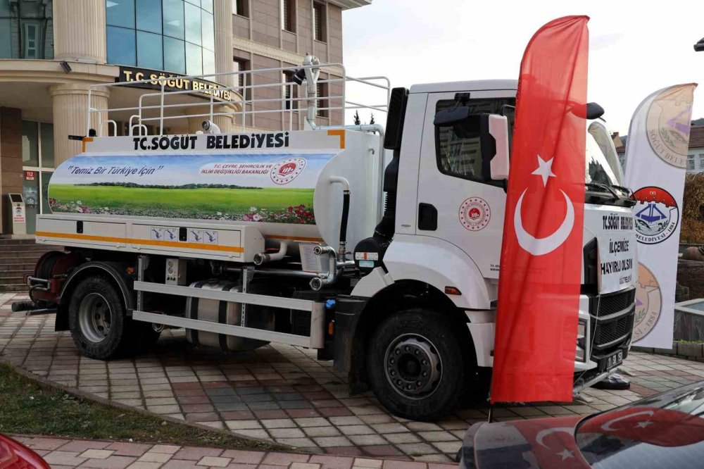 Belediye Araç Filosunu Yeni Arazözle Güçlendirdi