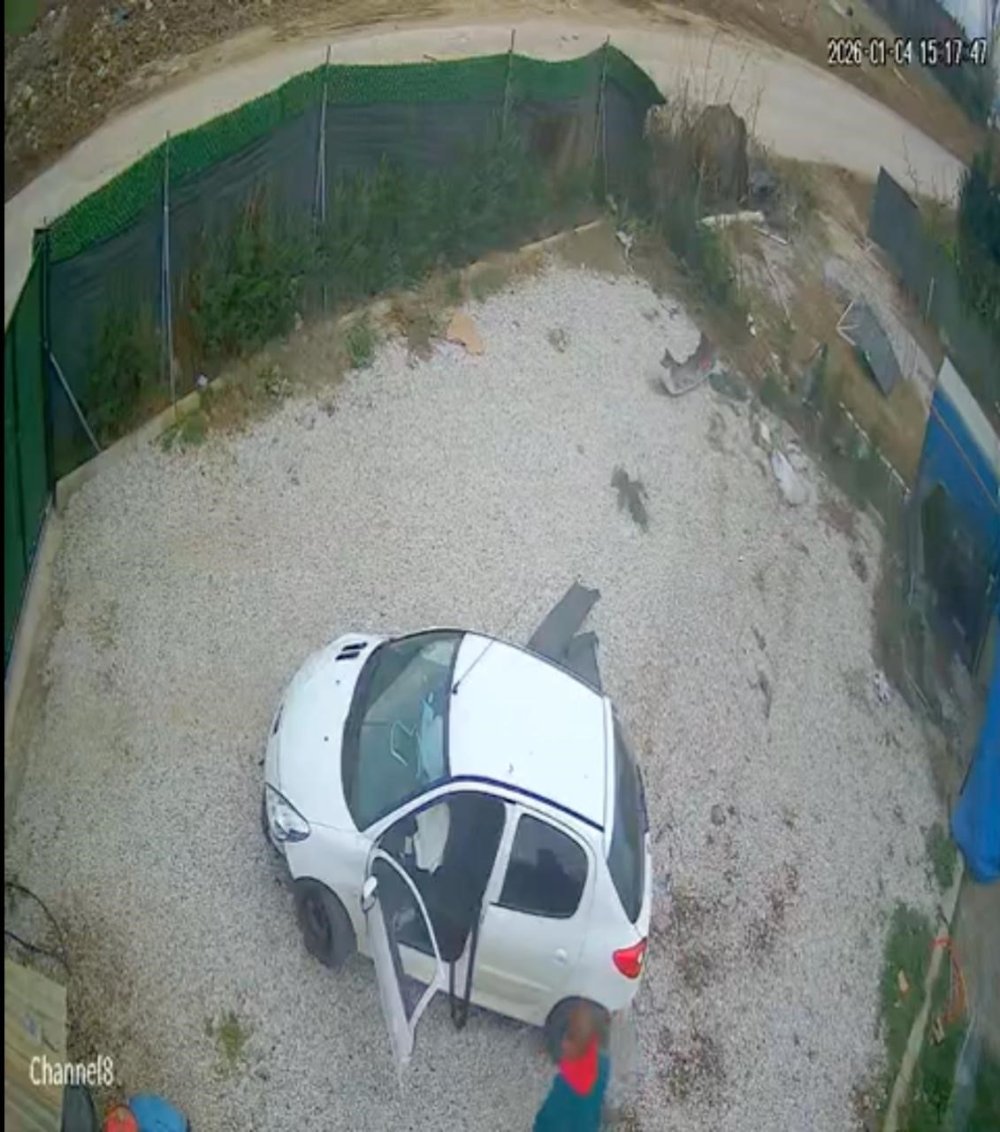 Direksiyon Hakimiyetini Kaybeden Sürücü Ölümden Döndü