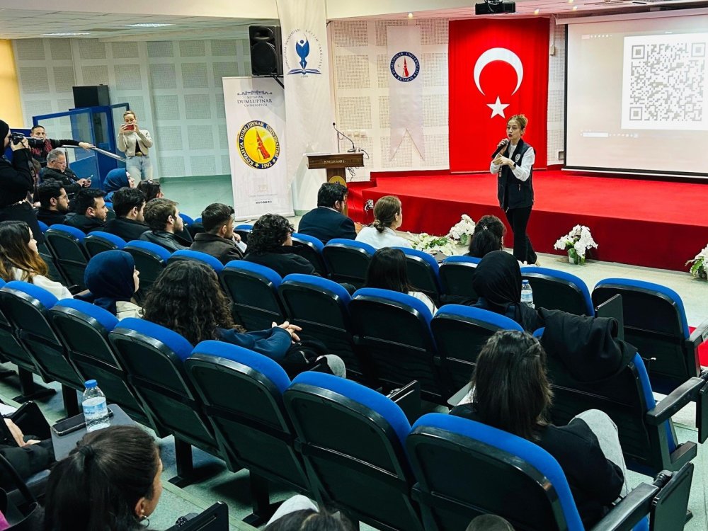 Siber Güvenlik Seminerleri Aralıksız Sürüyor