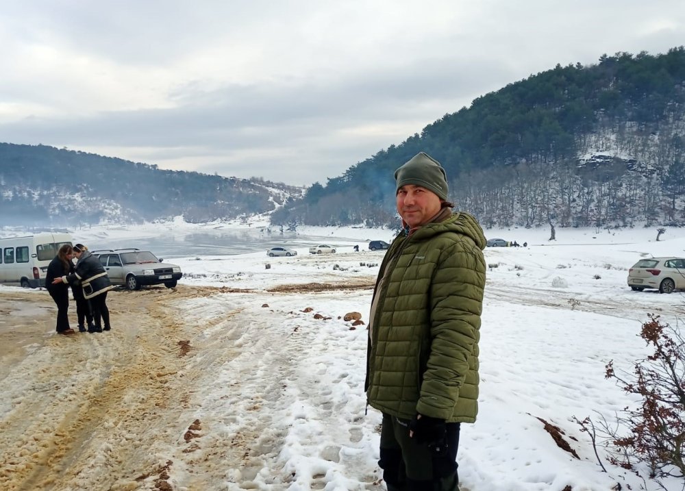 Yağan Kar Sonrası Adliye Göleti Piknikçilerin Akınına Uğradı