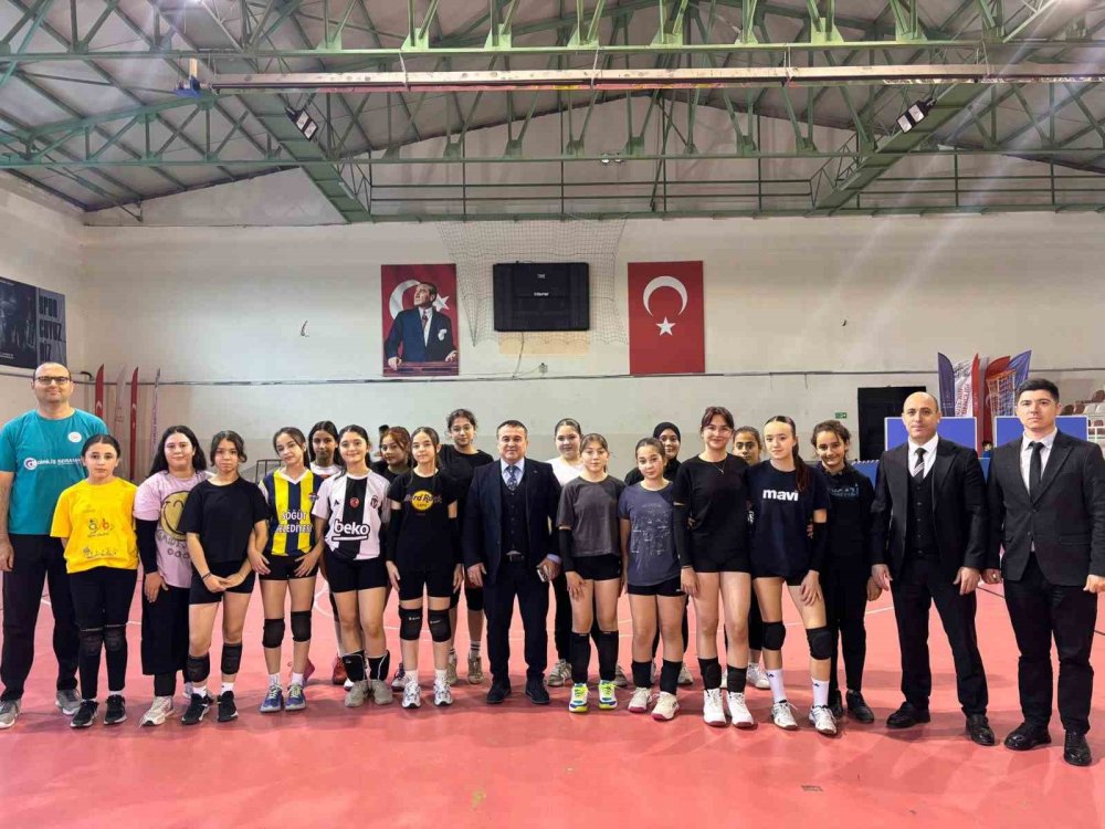 Müdür Demir Antrenmanları Yerinde Takip Etti