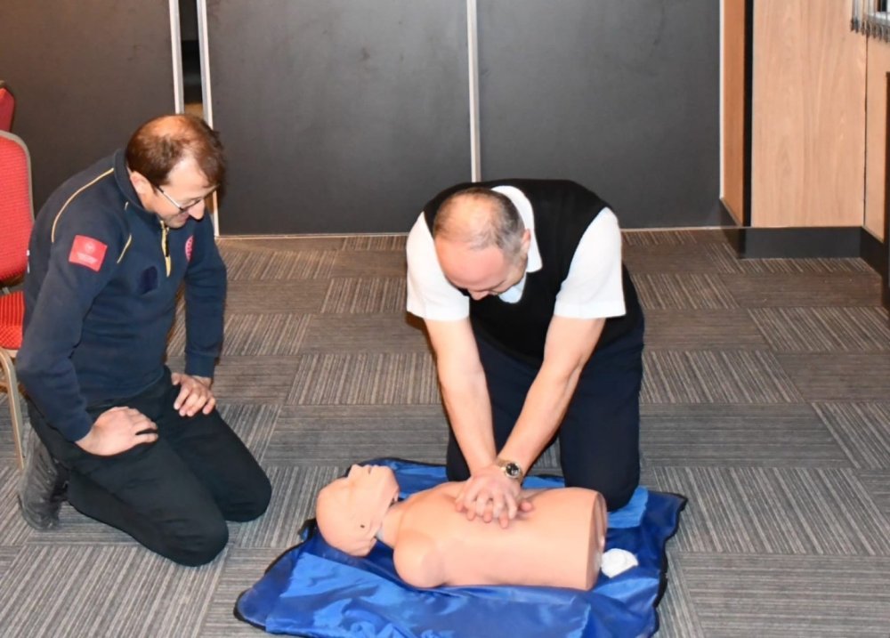 İl Müftülüğü’nde Personele Temel İlk Yardım Eğitimi