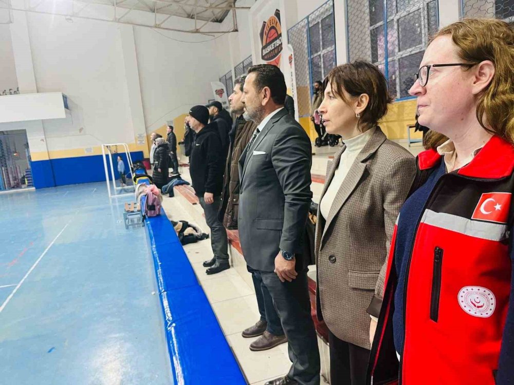 Koruma Altındaki Çocuklara Kuşak Bağlama Sürprizi