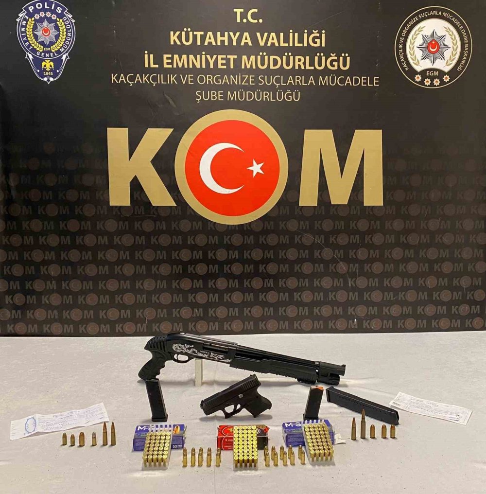 Tefecilik Ve Silah Ticareti Operasyonu