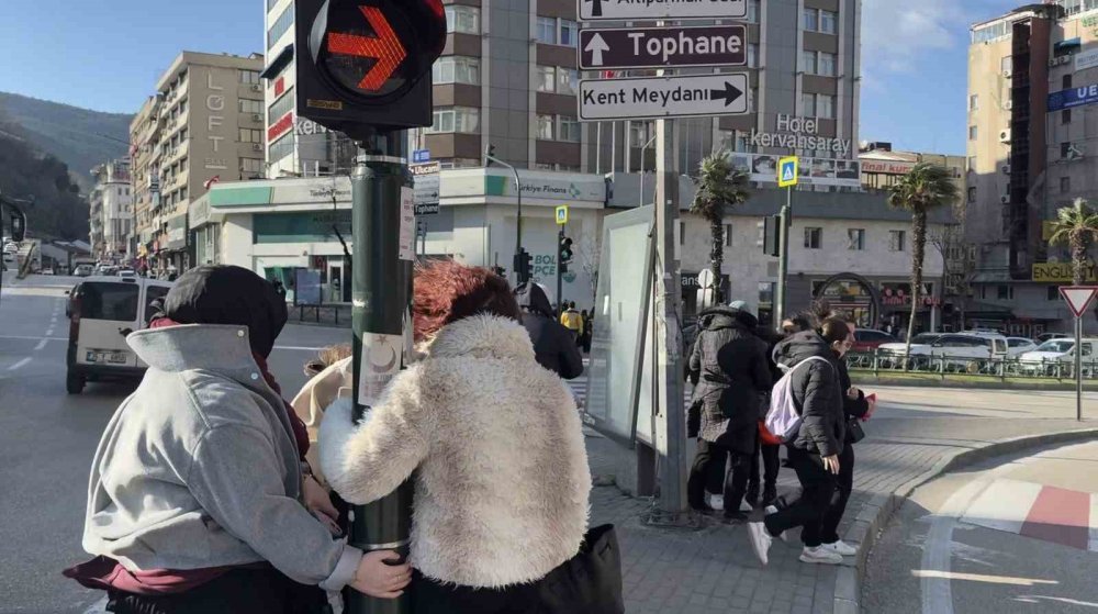 Bursa’da Lodos Zor Anlar Yaşattı