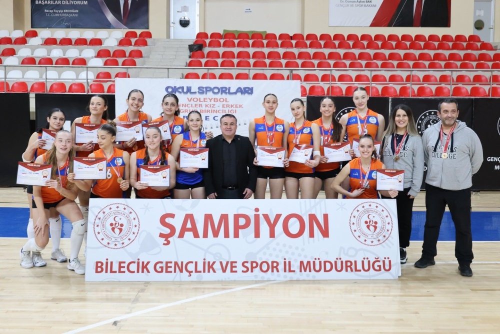 Voleybol Grup Müsabakaları Tamamlandı
