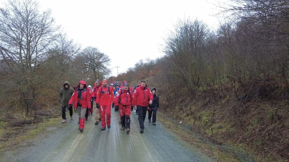 18 Yıllık Vefa: Akut, İnönü Zaferi’ni Kar Altında Kutladı
