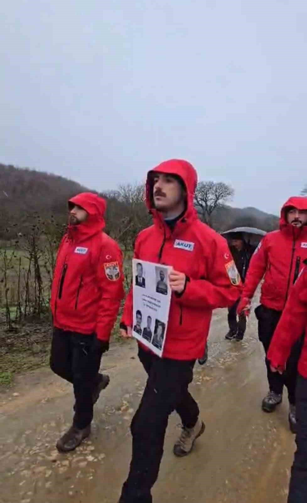 18 Yıllık Vefa: Akut, İnönü Zaferi’ni Kar Altında Kutladı