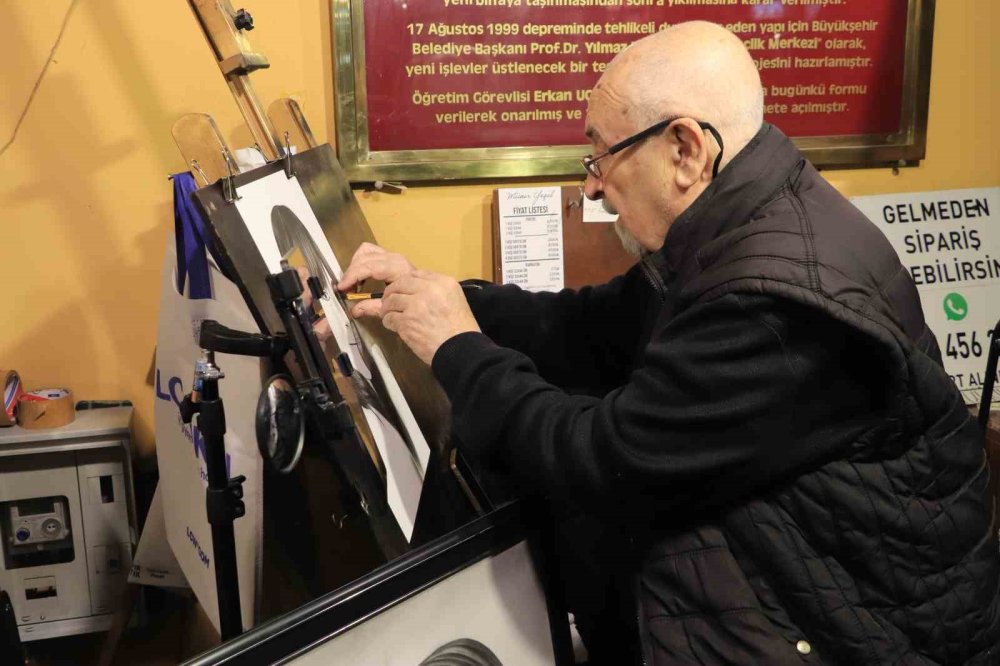 İflasla Kapanan Ticaret Kapısı Sanatla Yeniden Açıldı