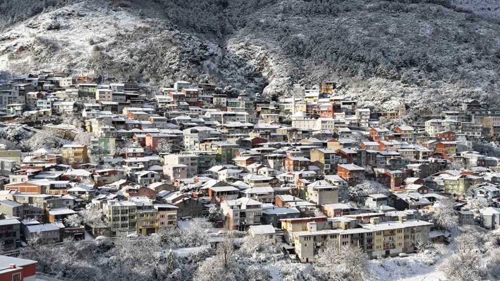 Kar Sonrası Kartpostallık Görüntüler