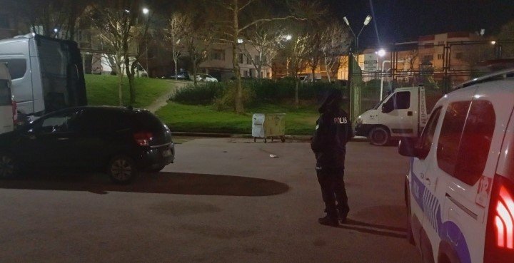 Bıçaklı Kavgada 2 Kişi Yaralandı