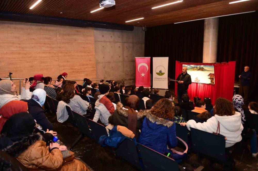 Geleneksel Karagöz Oyunu Çocuklarla Hayat Buldu