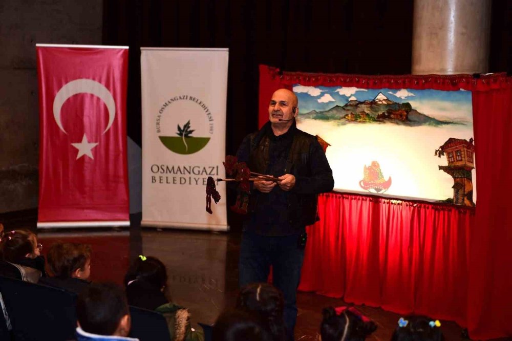 Geleneksel Karagöz Oyunu Çocuklarla Hayat Buldu
