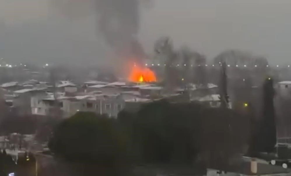 Ahşap Palet Fabrikasındaki Yangın Kontrol Altına Alındı