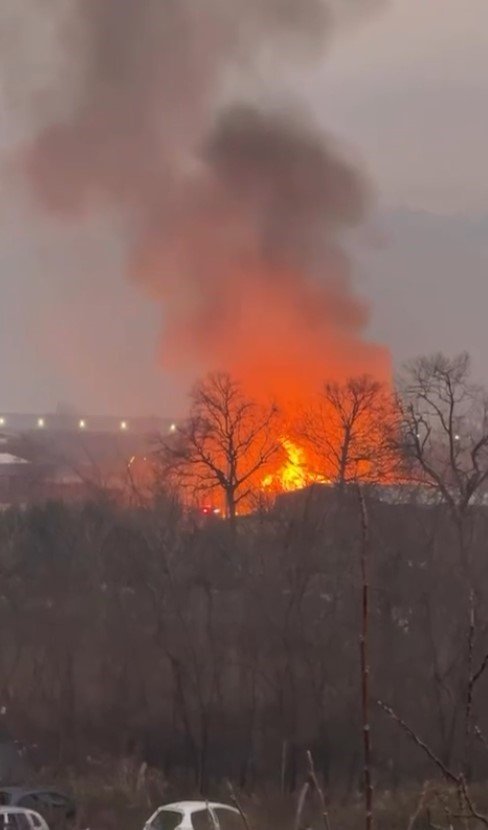 Ahşap Palet Fabrikasındaki Yangın Kontrol Altına Alındı