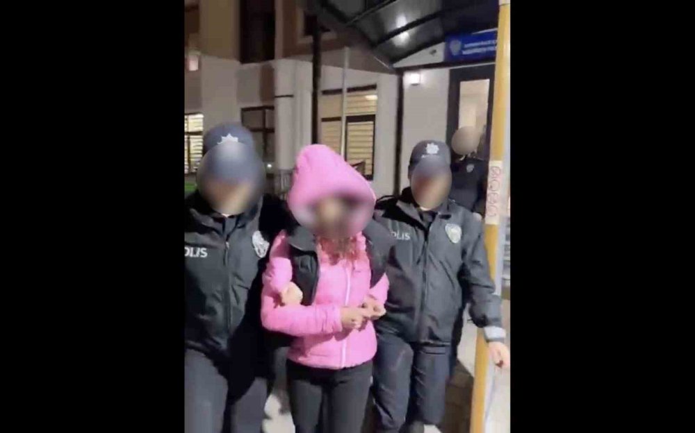 Hırsızlık Suçundan 25 Yıl Hapis Cezasıyla Aranıyordu, Yakalandı