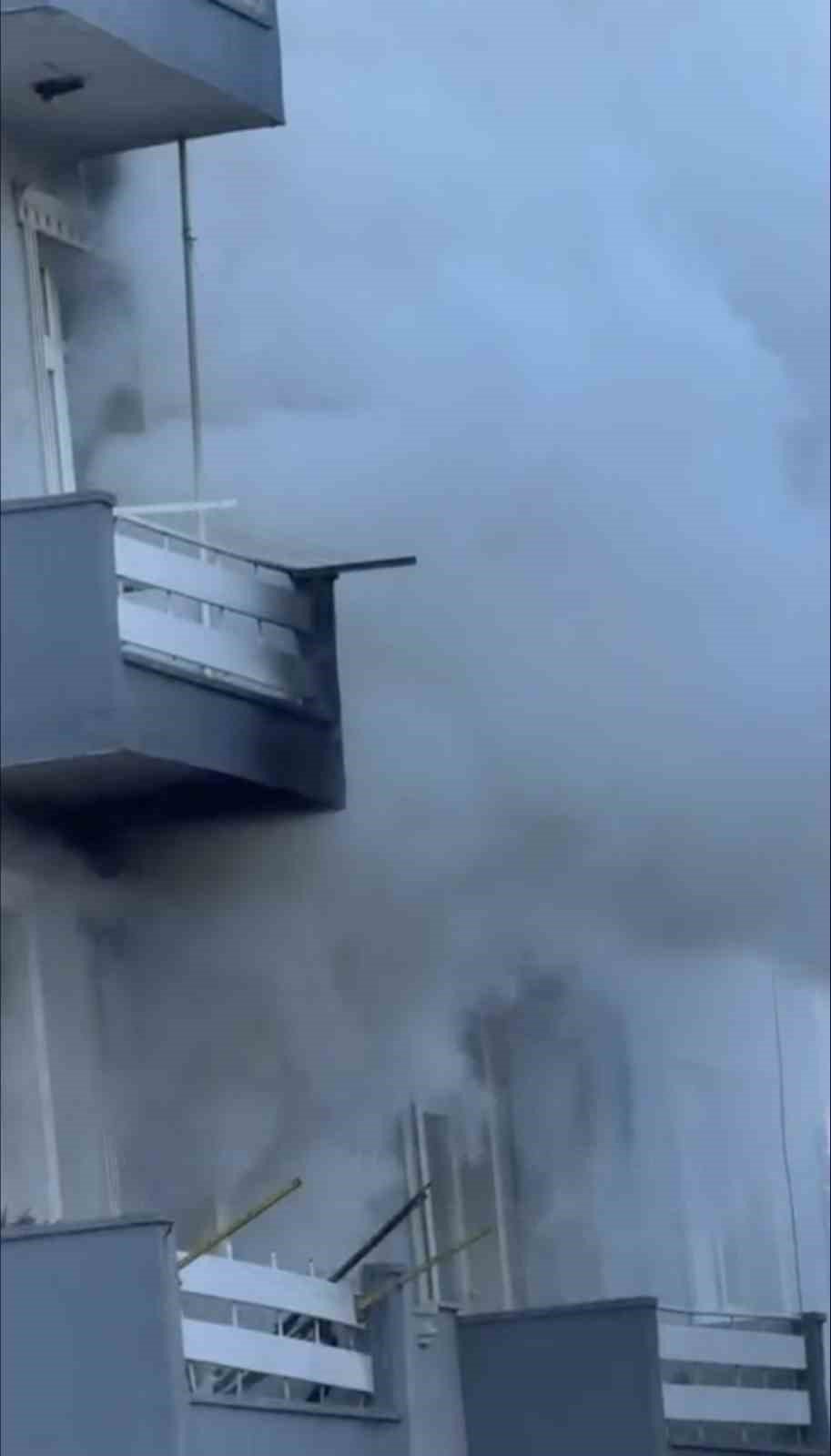 Yangın Faciası: Yatalak Adam Alev Kapanında Kaldı!