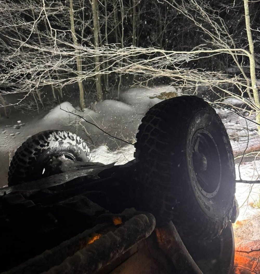 İnegöl’de Cip Uçuruma Yuvarlandı: 5 Yaralı