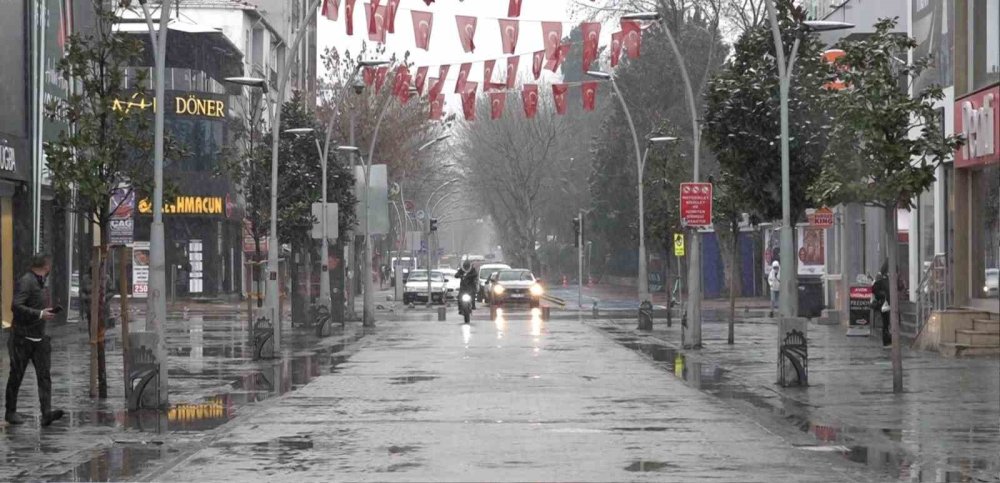 Sakarya’da Kar Yağışı Etkili Oldu