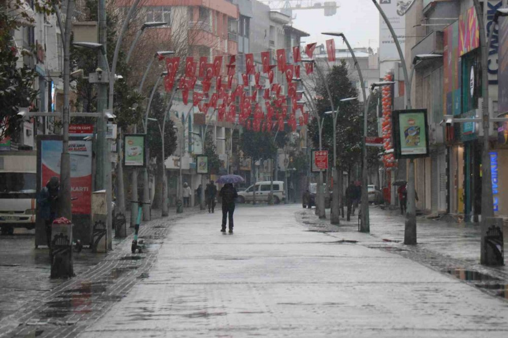 Sakarya’da Kar Yağışı Etkili Oldu