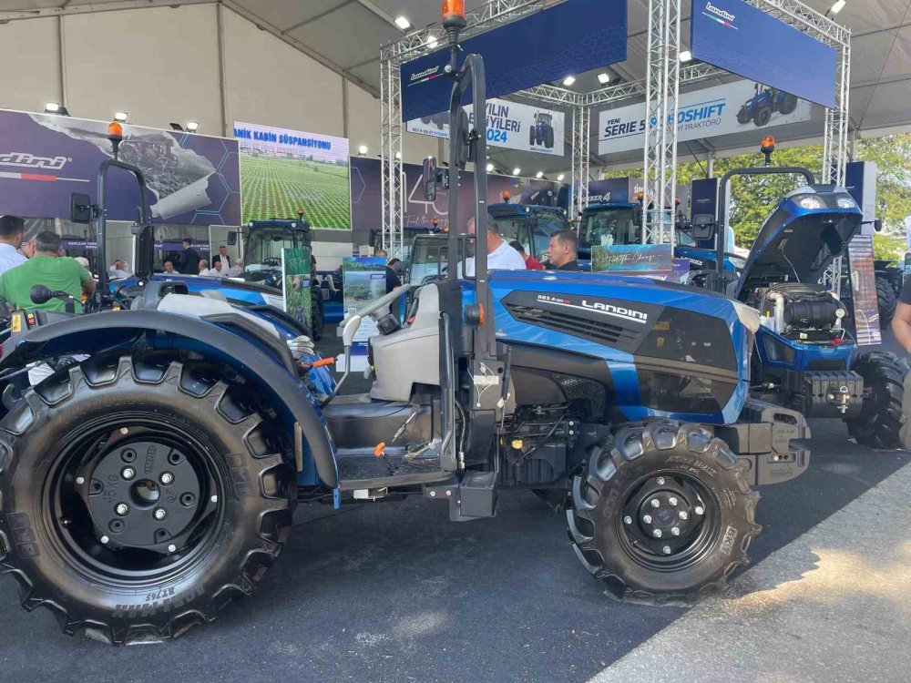 Traktör Satışları 50 Bin Adedin Üzerinde Oldu