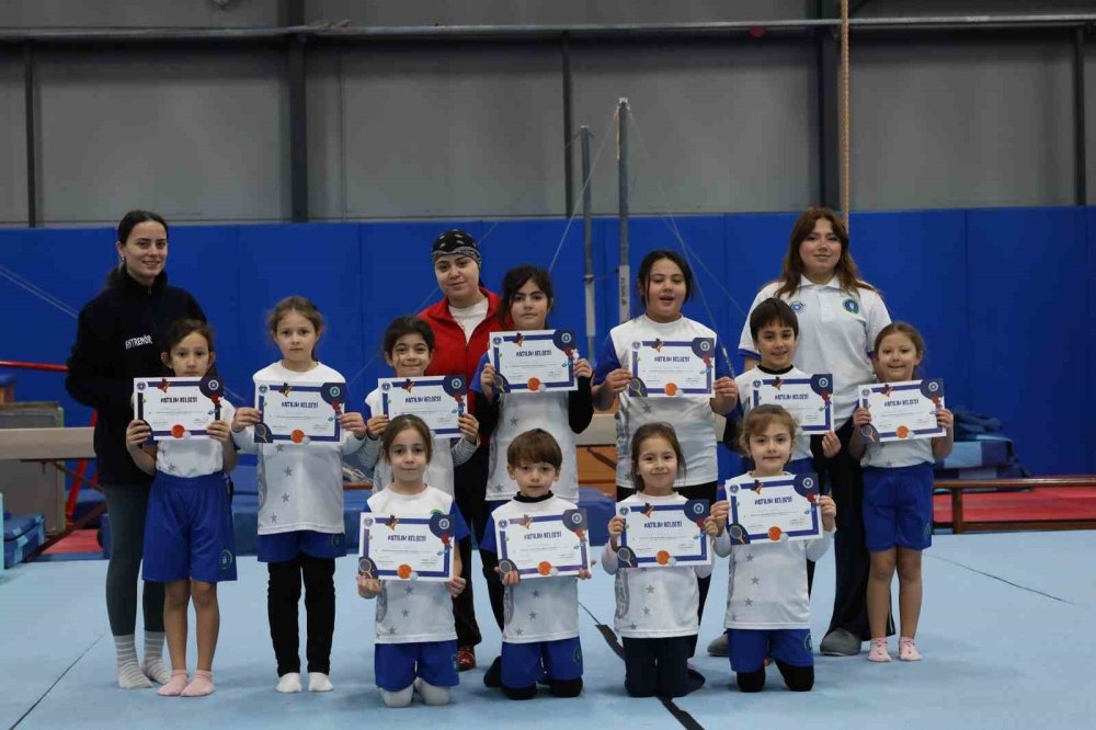 Kış Okullarında Sertifika Heyecanı