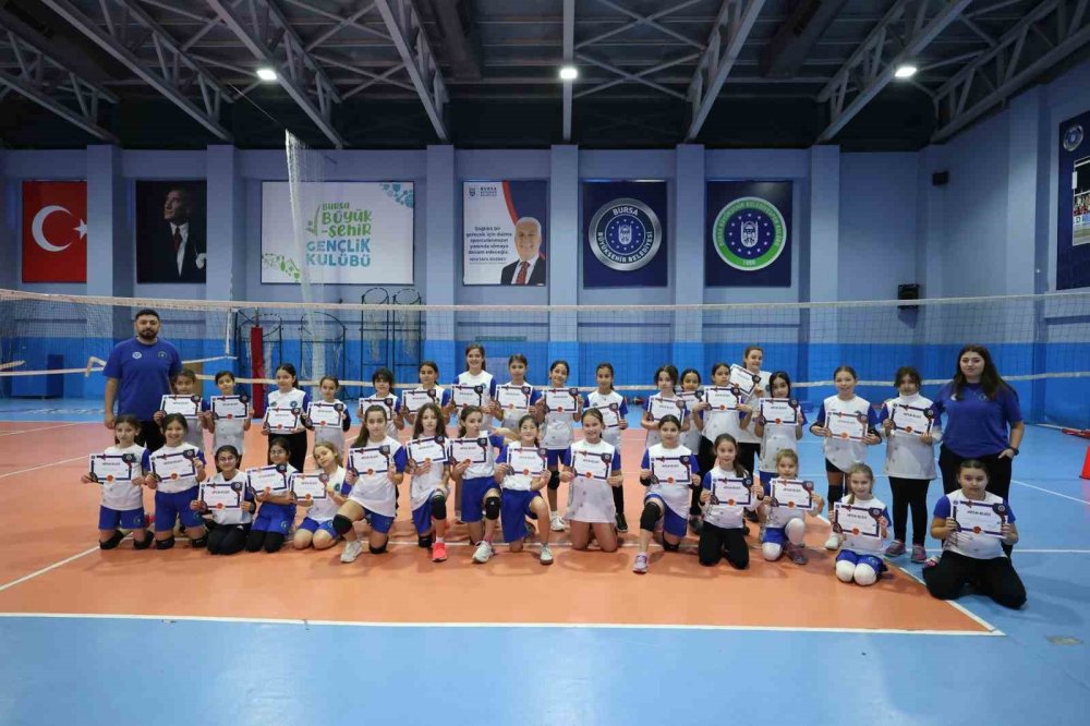 Kış Okullarında Sertifika Heyecanı