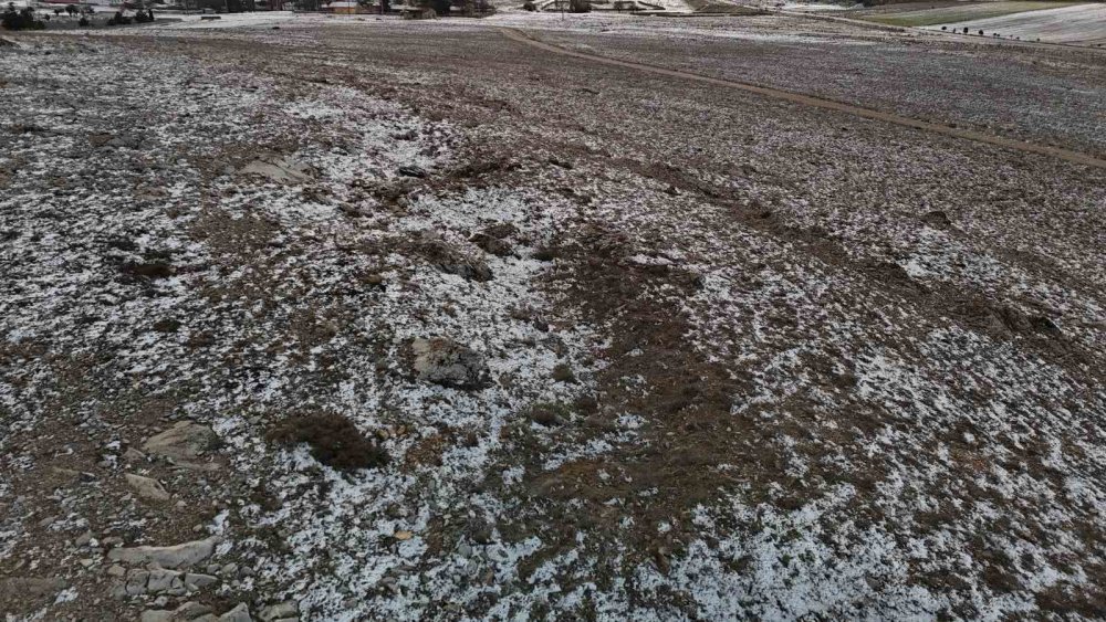 Köyde İlginç Arazi Sıkıntısı