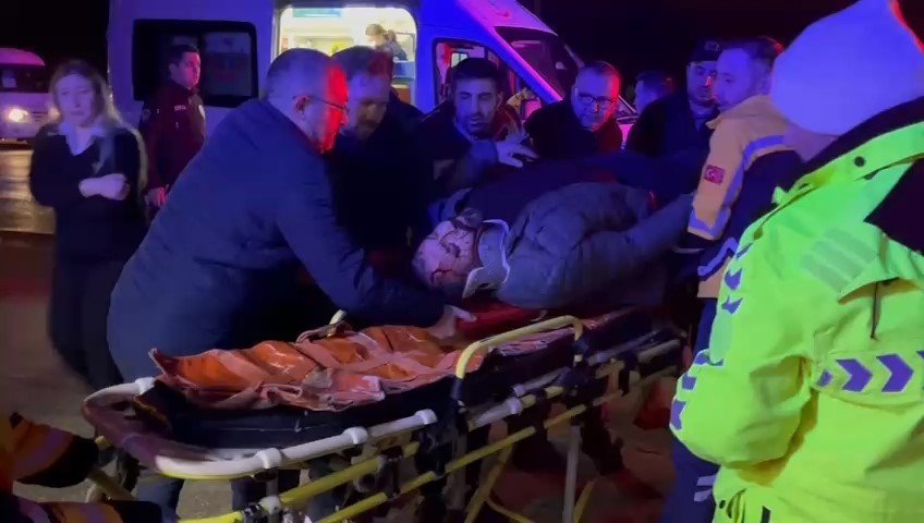 Trafik Kazasında Can Pazarı: 4 Yaralı