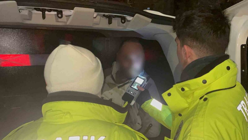 5 Gündür Polisten Kaçan Aracın Alkollü Sürücüsüne 75 Bin TL Ceza