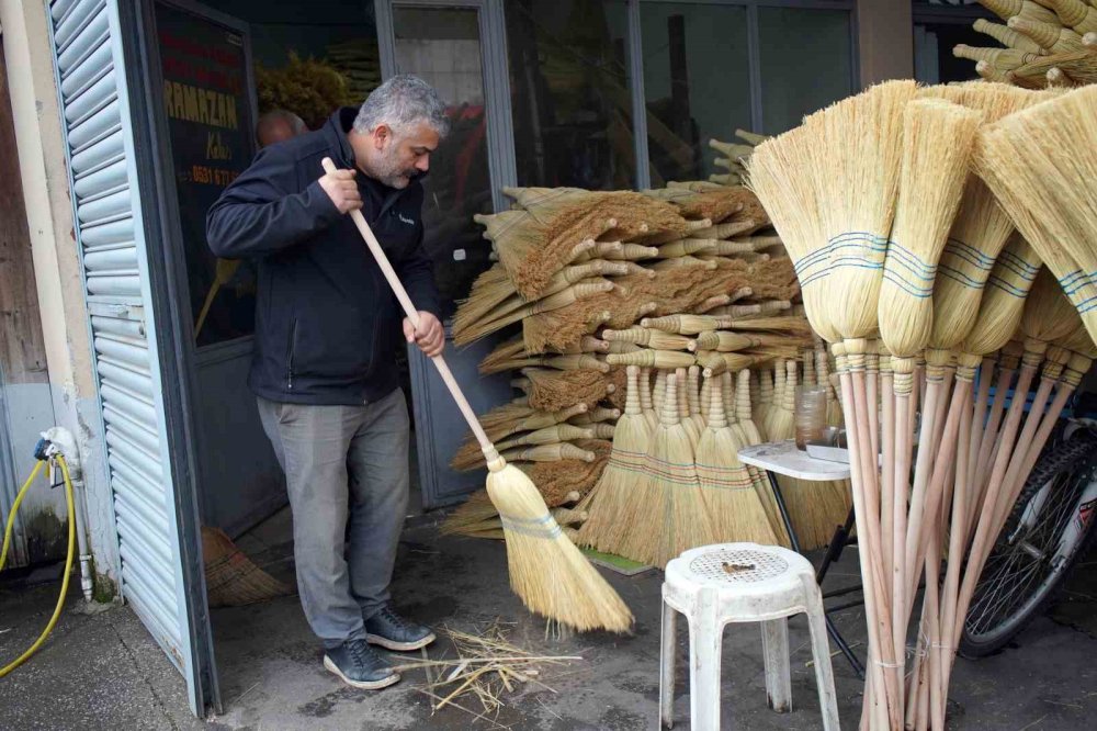 Bir Zamanların Vazgeçilmeziydi, Şimdi Yok Oluyor