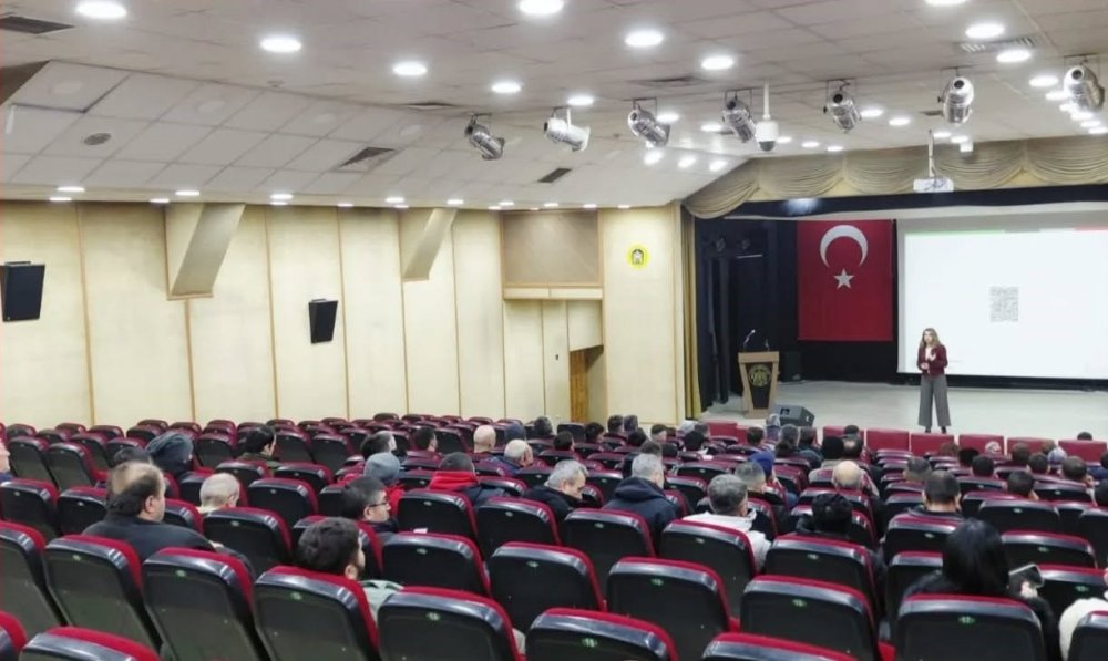 "Teknoloji Bağımlılığı" Konulu Seminer Düzenlendi